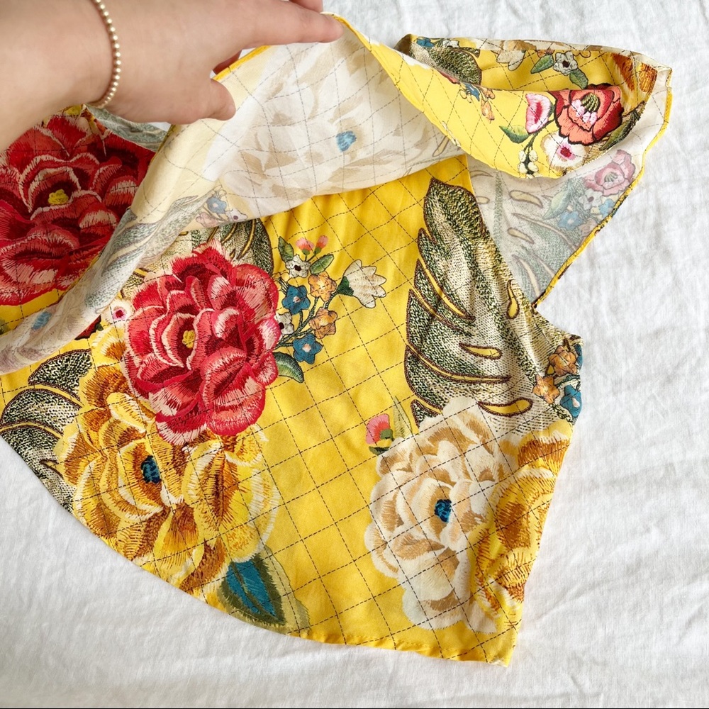 Farm Rio Prints Crop Top - Picture 6 of 11
